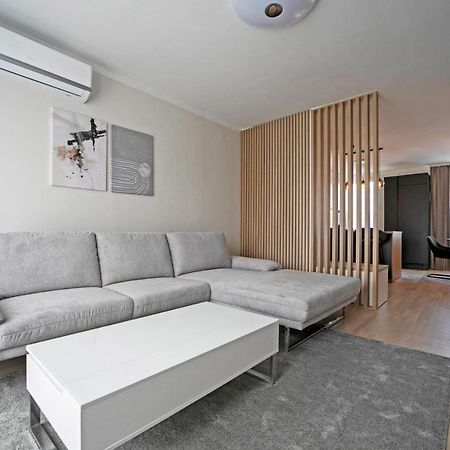 New!! High End 2Bd Modern Apartment In Novi Загреб Екстериор снимка